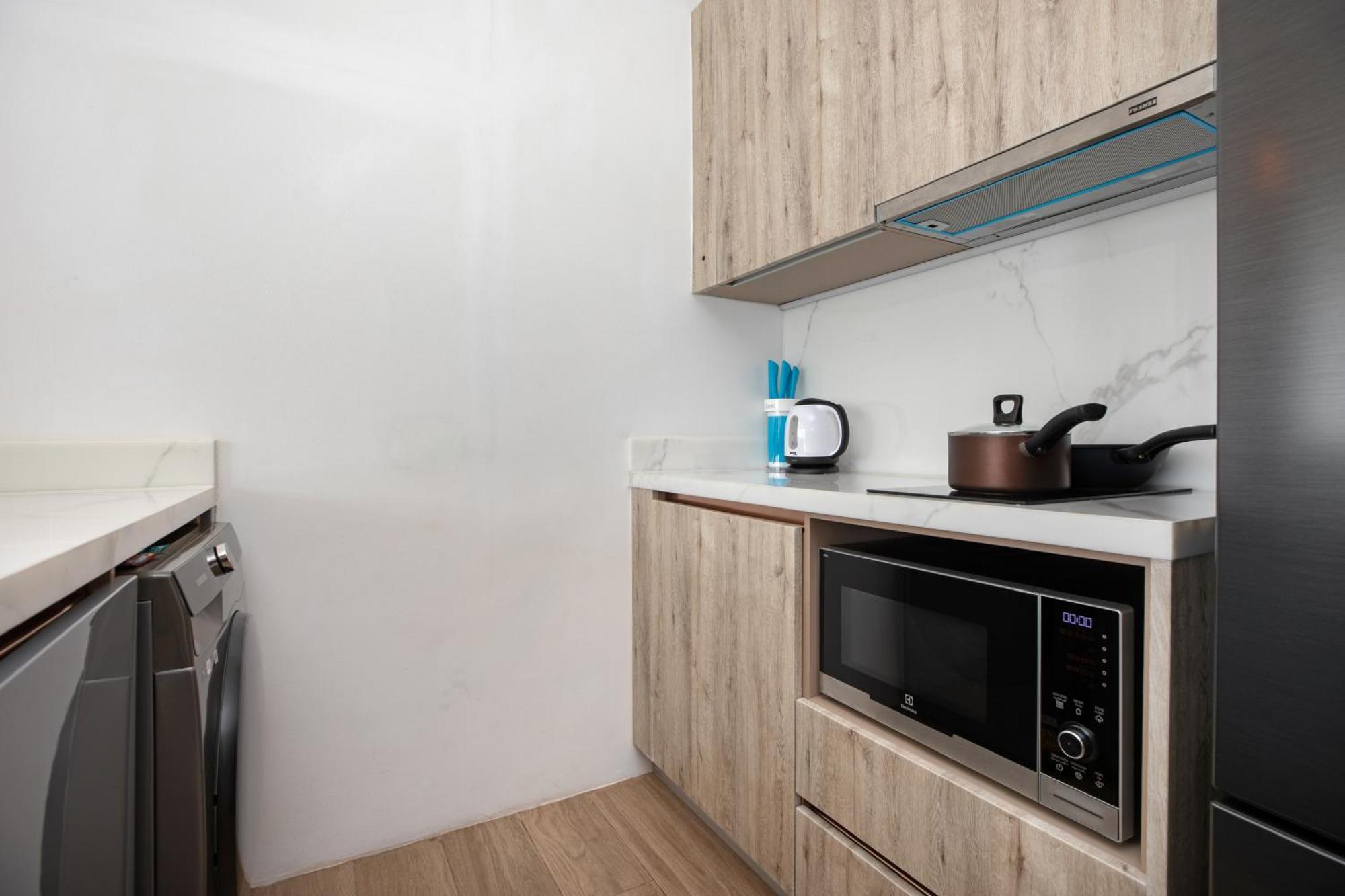 Elite Atoll Serviced Apartments Phuket Rawai Eksteriør billede